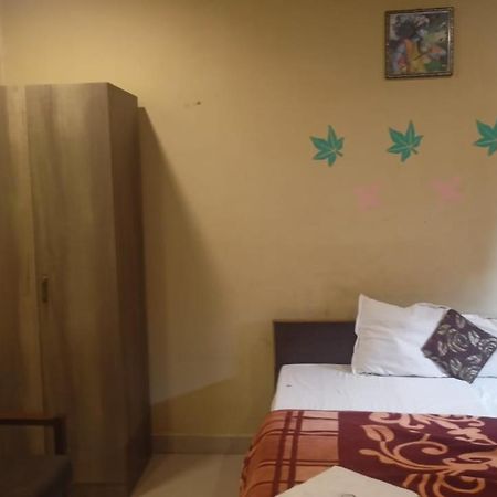 Hotel Shyam Utsav Mirzapur Bagian luar foto